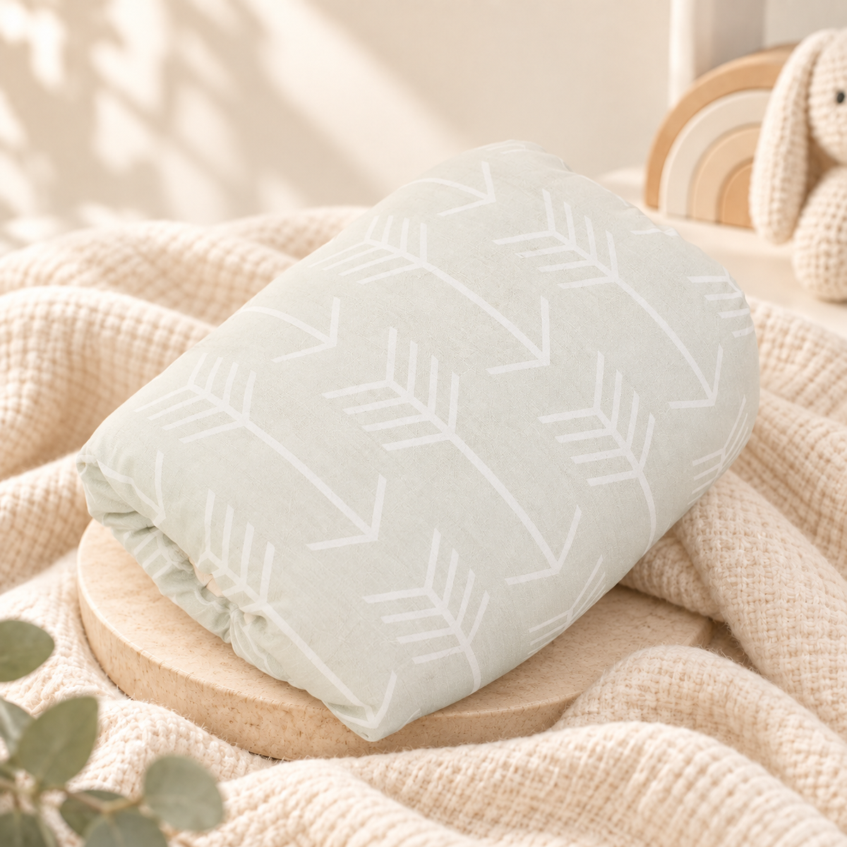 Merryfolk Feeding Arm Pillow